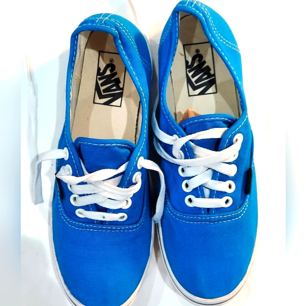 Vans Off The Wall beautiful turquoise womens sz 7.5/ mens 6 / looks great